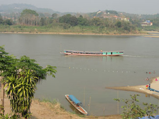Blick über den Mekong nach Laos