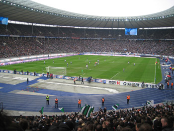 Gladbach-Fans im Berliner Olympiastadion