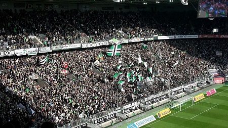 Hamburg im Borussia-Park
