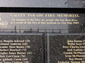 Gedenktafel zum Bradford Fire