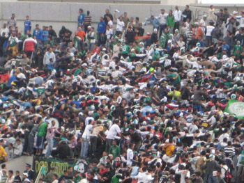 Gegengerade im Stade Mohamed V in Casablanca