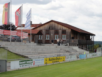 Auto-Weiss-Arena in Affing