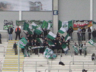 Fans der SpVgg Greuther Frth in Paderborn