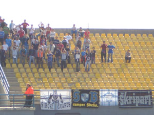 Die Haupttribüne