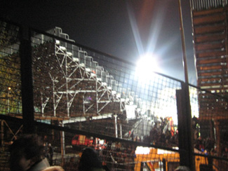 Stahlrohrtribünen des Stadio Comunale Artemio Franchi in Siena