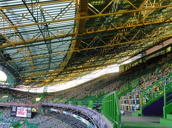 Dach bei Sporting Lissabon
