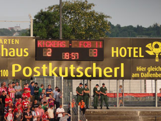 Anzeigetafel bei den Wrzburger Kickers