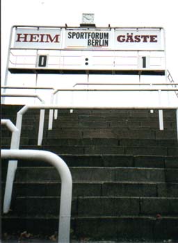 Die Anzeigetafel im Sportforum