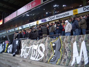 Die etwa 200 VfL-Fans