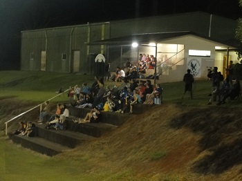 Flutlichtstimmung in Atherton