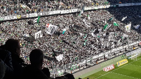 Augsburg in Gladbach