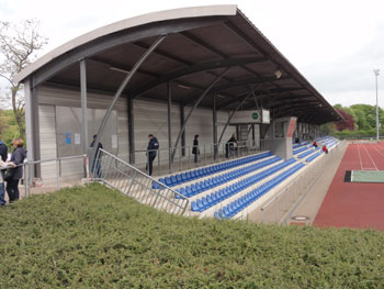 Haupttribüne im Jahnstadion Bottrop