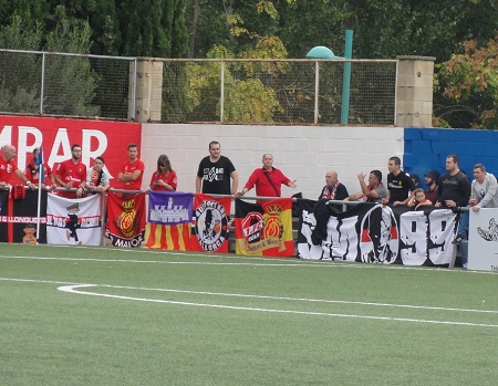 Mallorca-Fans bei CD Ebro