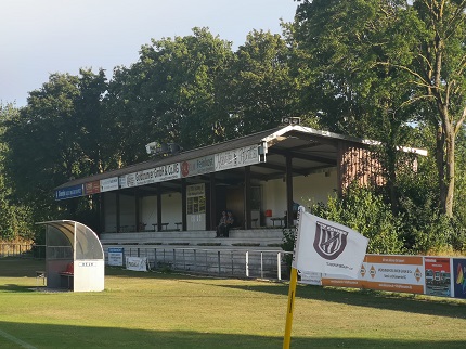 Tribüne beim TSV Eching