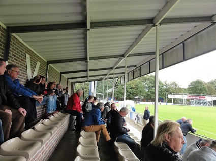 Tribüne in de Bandert