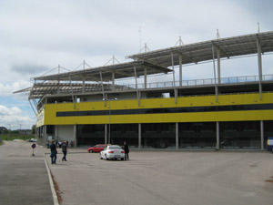 Außenansicht der Le Coq Arena