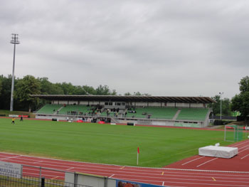 Neue Tribüne im Fuchs-Park-Stadion