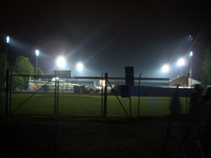 Strömvallen unter Flutlicht