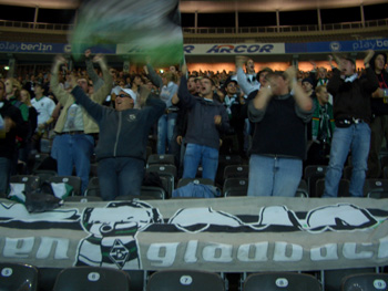 Gladbach-Fans im Olympiastadion