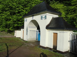 Tor in der Kampfbahn Katzenbusch