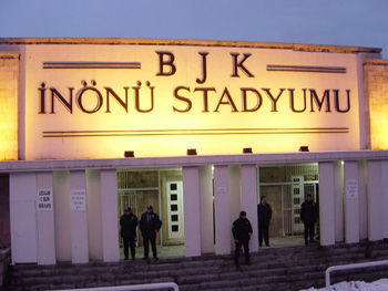 Laut Pele das am schönsten gelegene Stadion der Welt