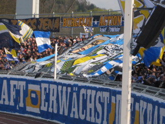 Choreographie der Jena-Fans im Spiel gegen Borussia Mönchengladbach