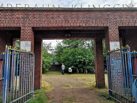 Eingangstor Klingerhuf