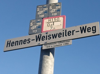 Hennes-Weisweiler-Weg in Lechenich