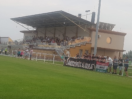 Morahalom Sportcentrum mit Langszoros Alakulat