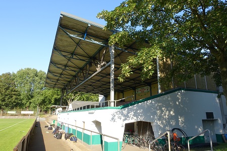 Tribüne im Hamborner MTV-Stadion