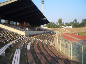 Die Haupttribüne