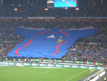 Das schon übliche Riesen-Trikot