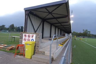 Tribüne in Jodoigne