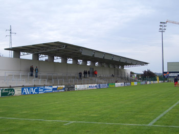 Die neue Stehtribüne