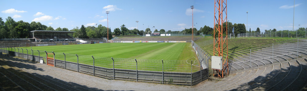 Panorama-Blick über das großartige RSV-Stadion