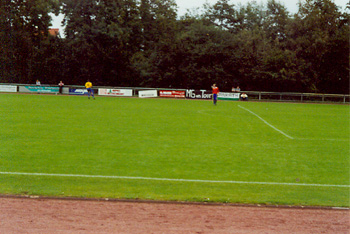 Zaunfahnen in Schiefbahn