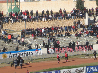 Zaunfahnen im Stade Olympique