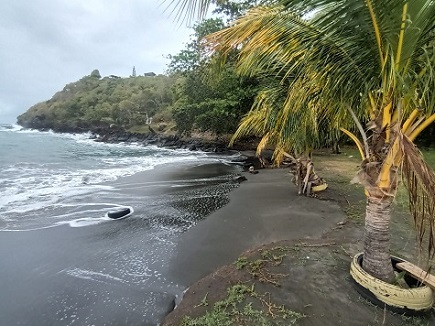 Schwarzer Strand