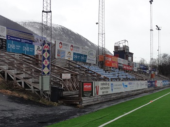 Der Ball rollt in Tromsdalen