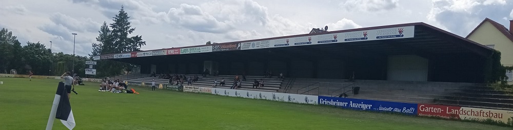 Tribüne in Griesheim