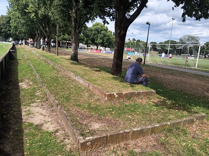 Tribüne in Griesheim