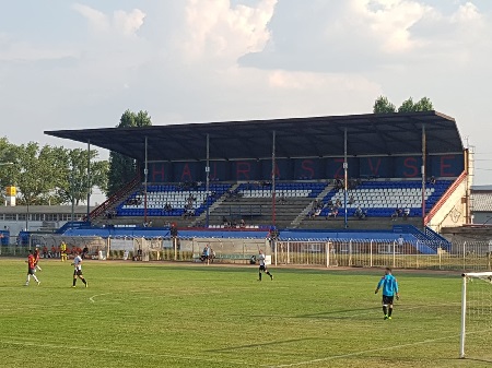 Tribüne im Szegedi VSE Stadion